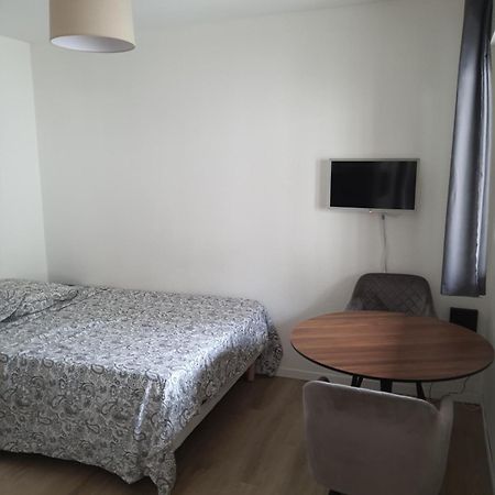 Studio Au Calme Espace Exterieur Parking Gratuit Dans La Rue Grenoble Eksteriør billede